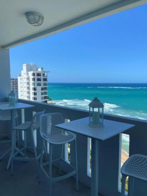 KASA Blue Ocean - 2 bed 2 bath for 4 OCEAN VIEW BALCONY BEACHFRONT CONDO POOL